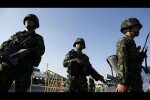 Видным политикам Таиланда приказано явиться в штаб армии