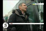 Новости. Кличко ведет переговоры с командирами спецподразделений, что стоят возле Майдана